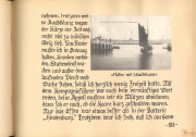Hafen mit Leuchtturm während des Ersten Weltkriegs mit Schiffsverkehr und militärischer Präsenz