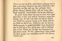 Merkwürdige Lebensbedingungen an der Front während des Ersten Weltkriegs in einem Schützengraben