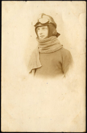 Historischer Fliegerporträt