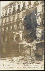 Zerstörte Gebäude in Berlin durch den Ersten Weltkrieg