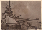 Geschütztürme und Aufbauten des Schlachtschiffs SMS Markgraf im Ersten Weltkrieg