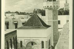 Moschee mit Minarett in Nordafrika