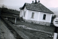 Wohngebäude in Berglandschaft, Balkan-Region 1941-1943