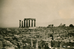 Tempel des Apollo in Korinth, Balkanfeldzug 1941