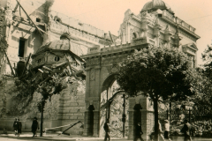 Zerstörte Synagoge im Balkan während der deutschen Besatzung 1941-1943