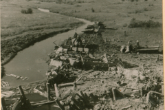 Kriegsschauplatz an der Desna mit Flussüberquerung und Truppenbewegung