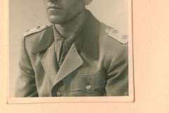 Porträt eines Heeresoffiziers in Uniform, Kriegsgefangenschaft 1946-1947