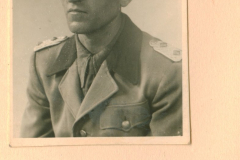 Porträt eines Heeresoffiziers in Uniform, Kriegsgefangenschaft 1946-1947