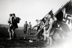 Hitlerjugend-Ausbildung mit Zeltlager und Flakgewehr in Malterdingen