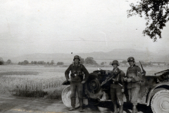 Hitlerjugend-Flakhelfer mit Geschütz in Ausbildung, Malterdingen