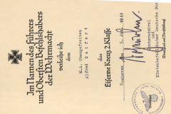 Dokumentartext mit Eisernes Kreuz und handschriftlichen Anmerkungen, 1944