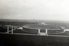 Olympiastadion Berlin mit Stadtpanorama