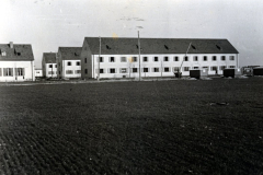 Luftaufnahme von Wohngebäuden in ländlicher Umgebung