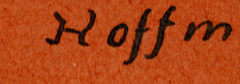 Handschriftliche Beschriftung mit Namenszug Hoffmann