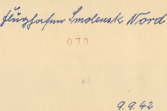 Archivkarte mit handschriftlicher Beschriftung und Archivnummern